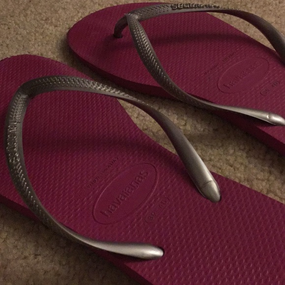 Havaianas Flip Flops - Picture 3 of 3